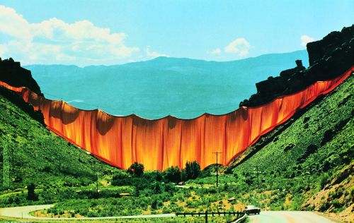 Valley Curtain, 1972